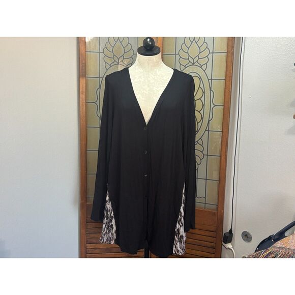 LOGO By Lori Goldstein Button Front Cardigan Contract Fabric Pockets Size 1X - Picture 1 of 11